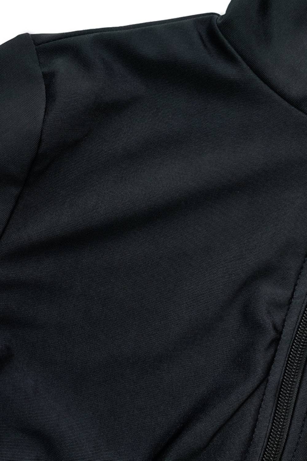 Detail of shoulder on long sleeve swimwear