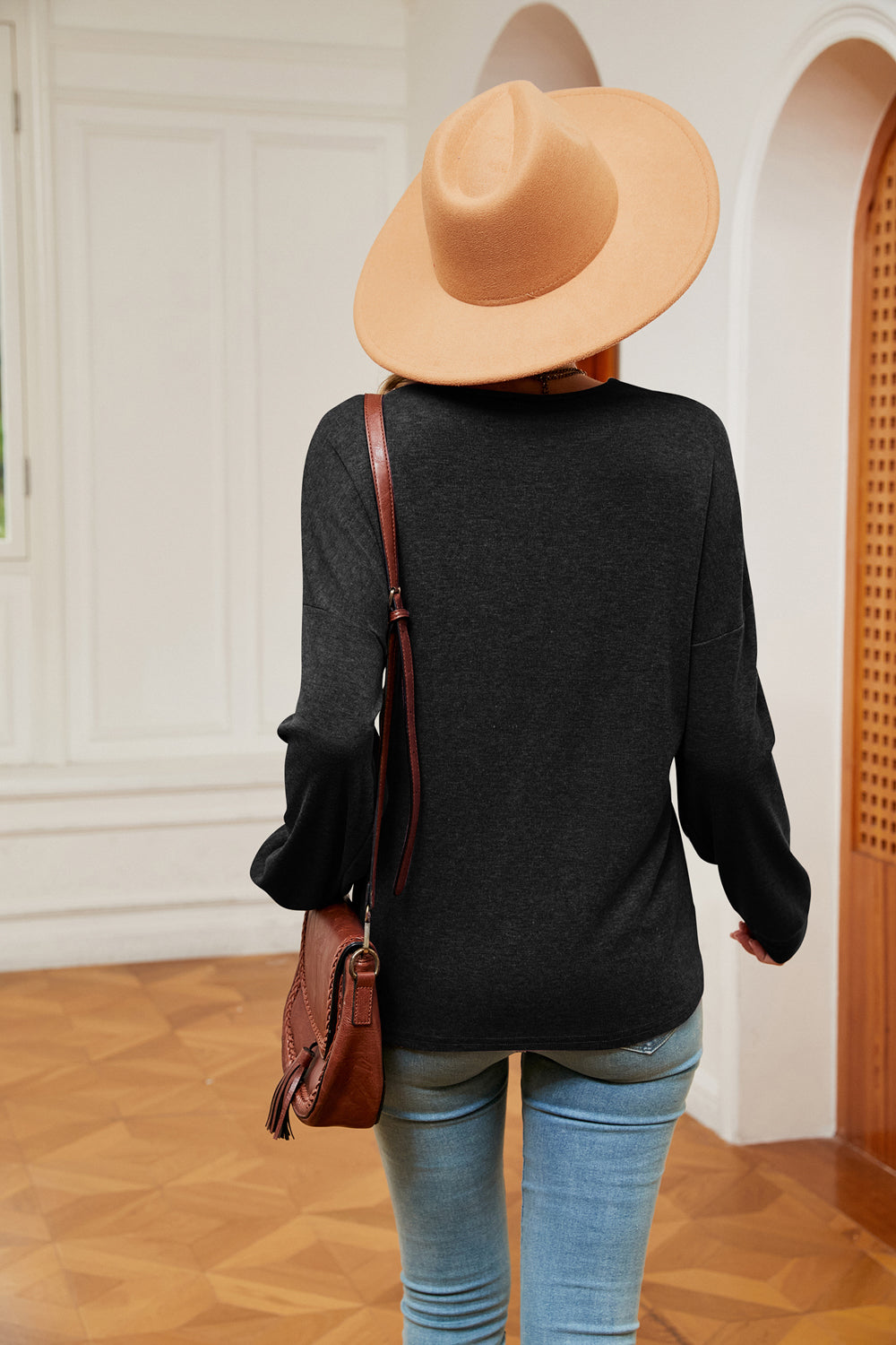 Contrast V-Neck Long Sleeve Blouse