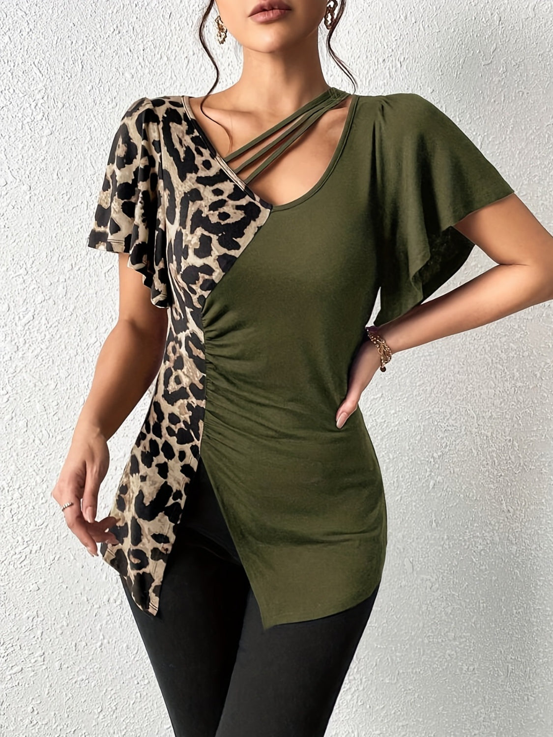 Ruched Leopard Flutter Sleeve T-Shirt