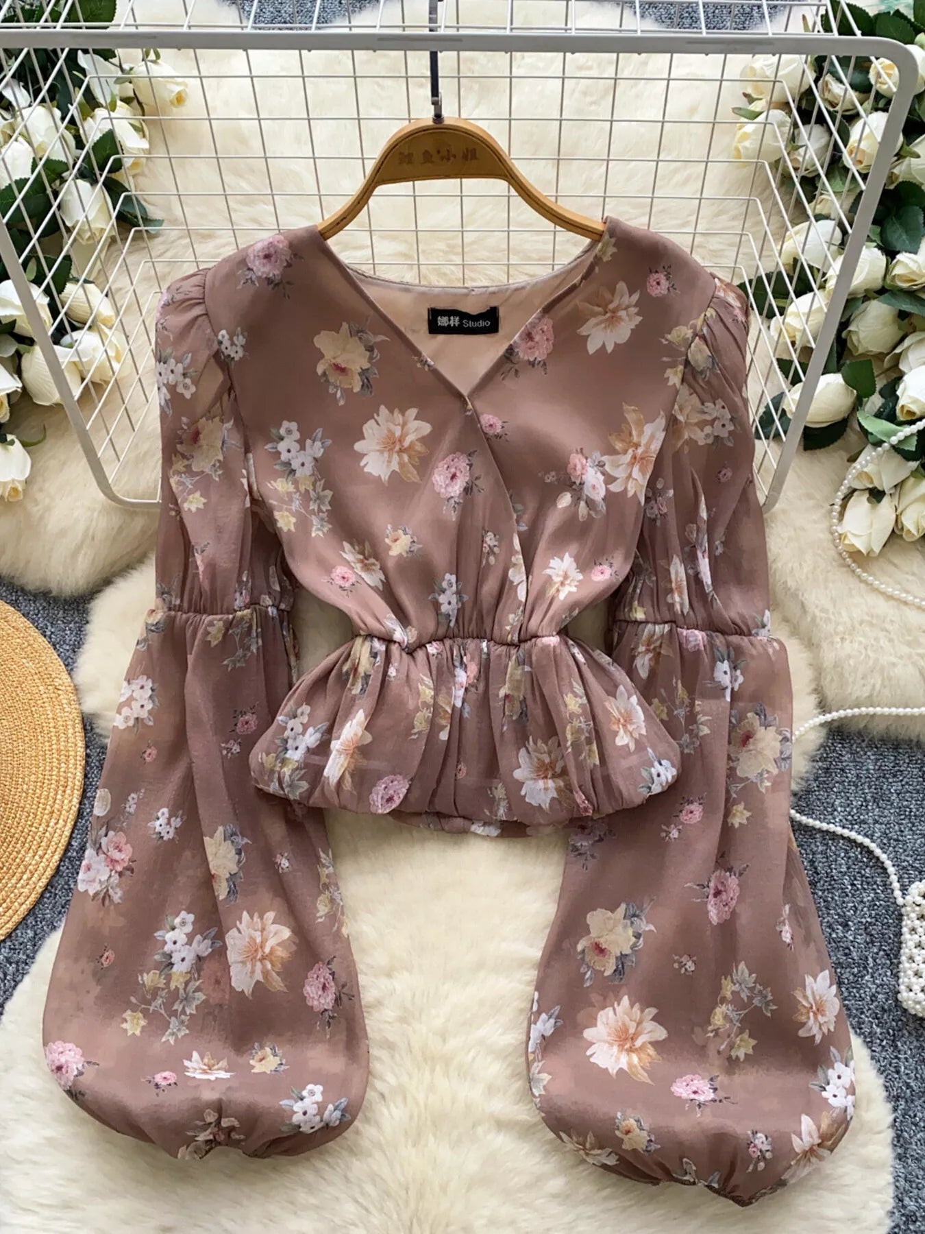 Floral Print Chiffon Balloon Sleeve Blouse