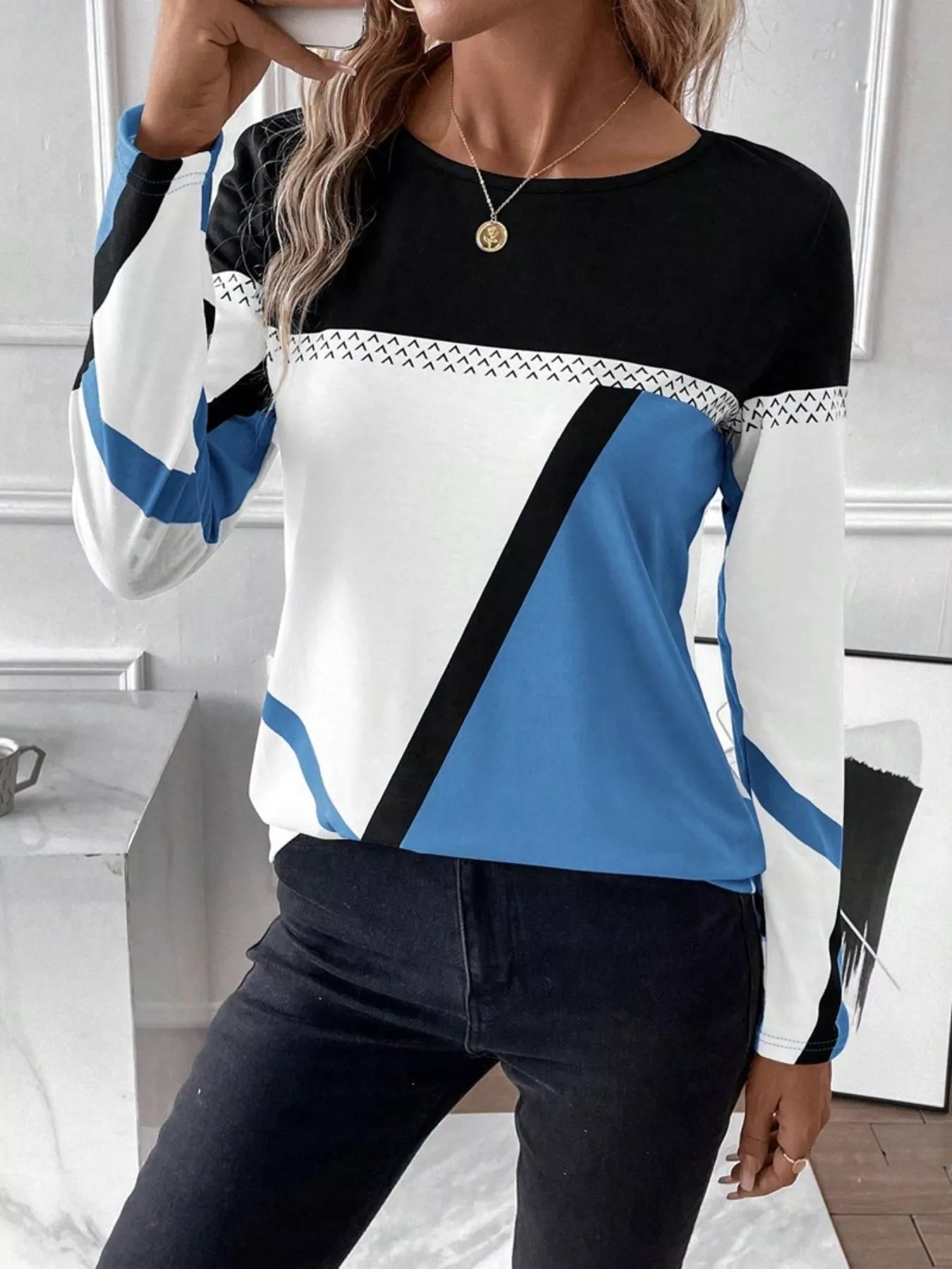 Color Block Long Sleeve T-Shirt