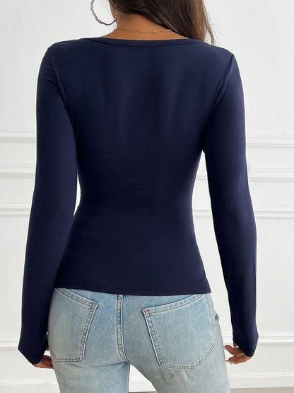 Devine ruched V-neck long sleeve T-shirt back view