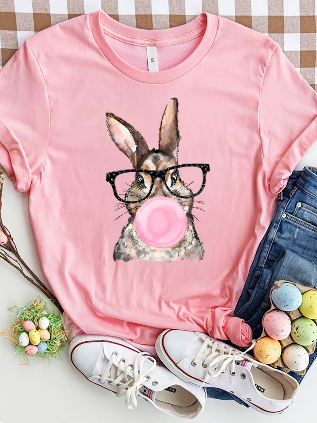Pink rabbit graphic T-shirt with bubblegum design