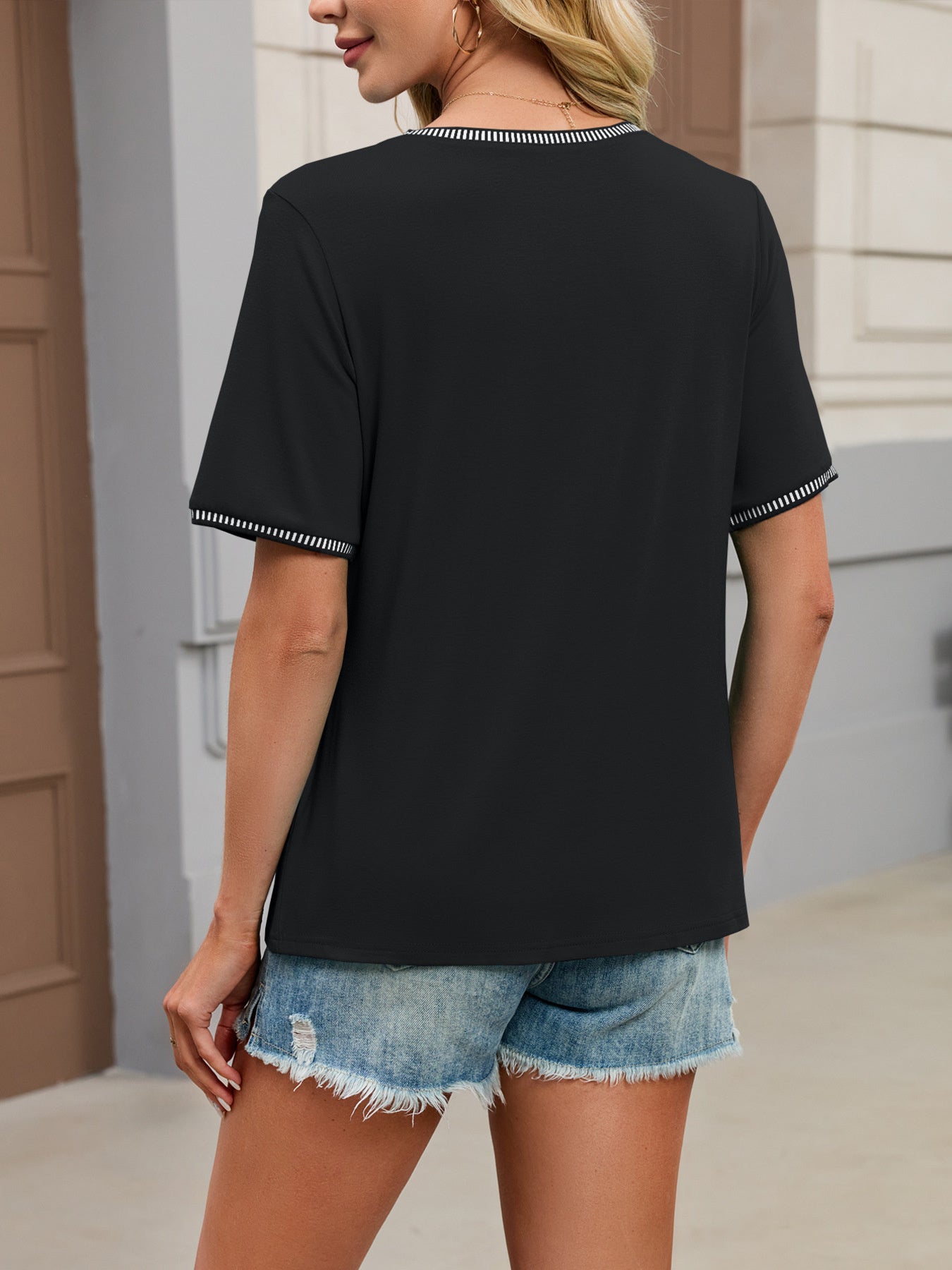 Contrast Trim Short Sleeve T-Shirt