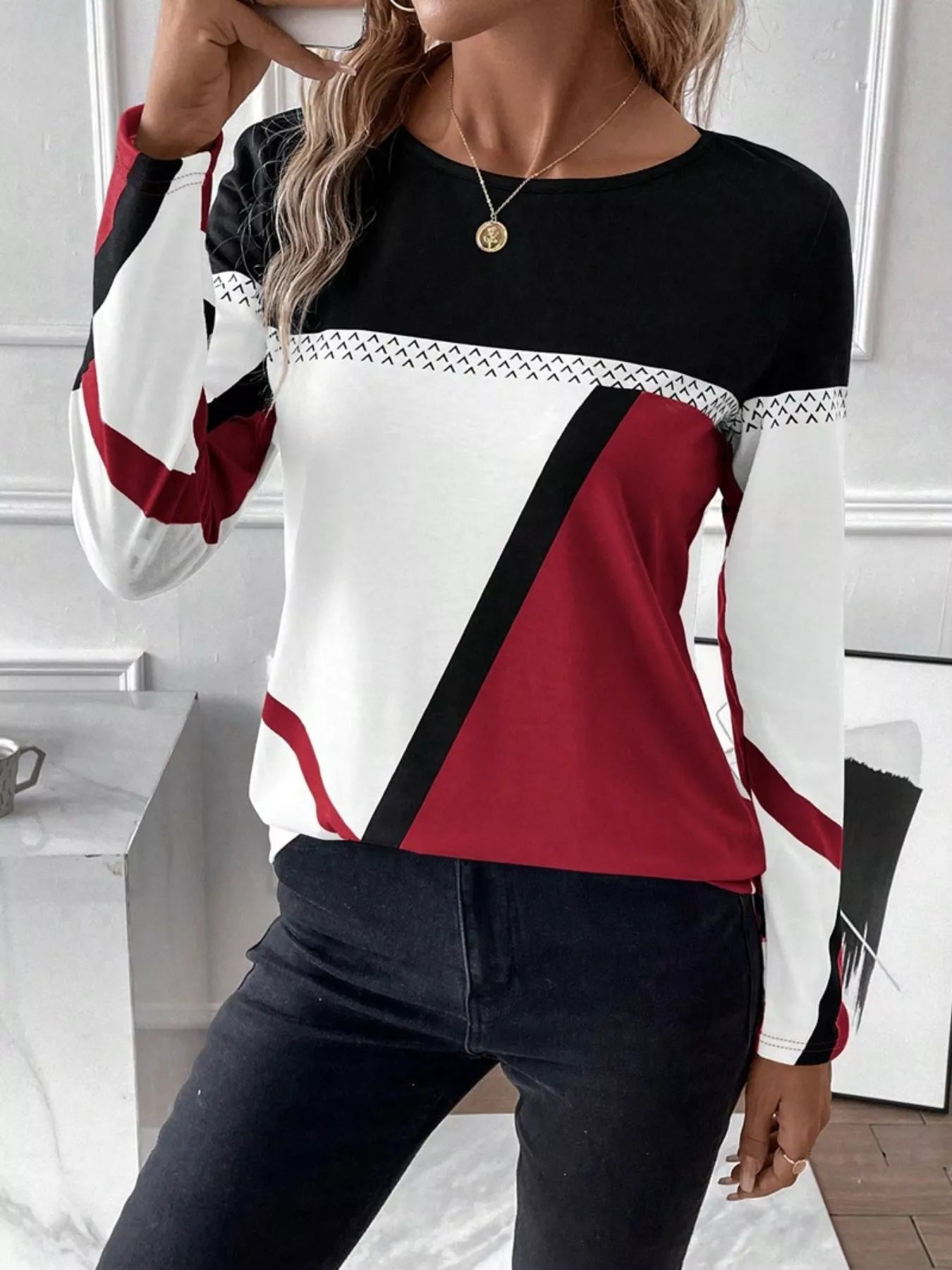 Color Block Long Sleeve T-Shirt