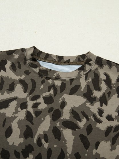 Leopard Print Mock Neck Slim Tee