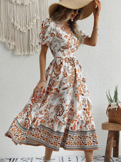 Kleid mit Maxi-Ausschnitt und Puffärmeln, Allover-Positioning-Print und Print 