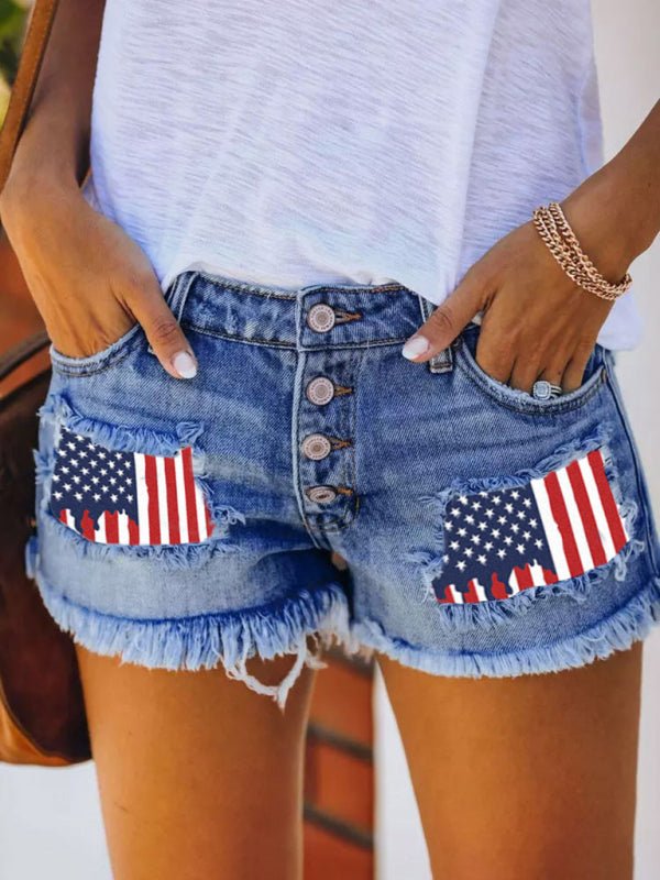 Button-breasted printed patch denim shorts with ripped fringed hot pants