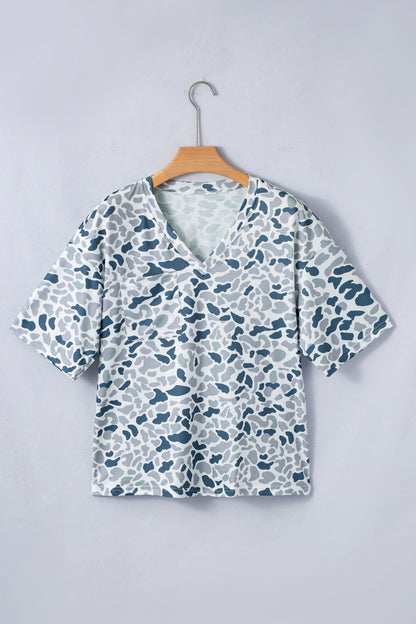 Camo Print V-Neck Pocket T-Shirt