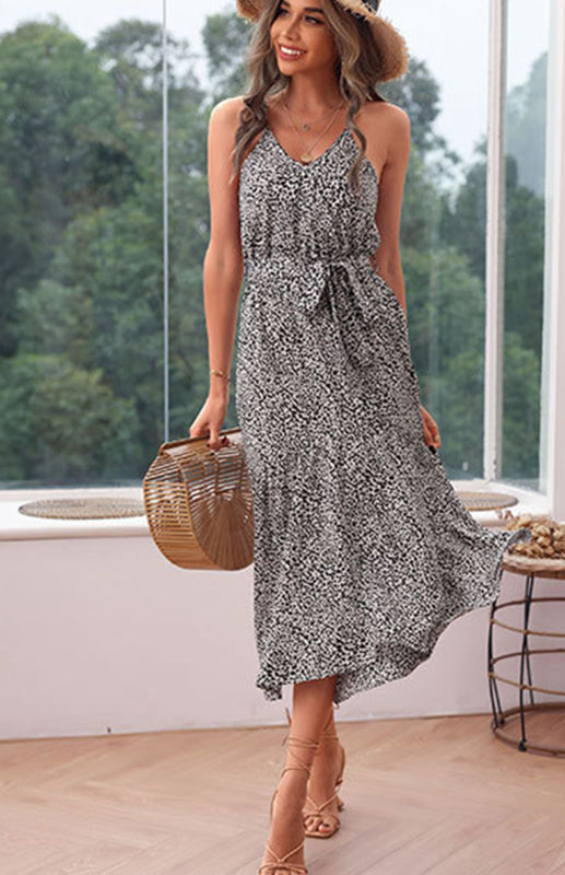 Sexy Kleid mit schmaler Passform und Schnürung und Leopardenmuster