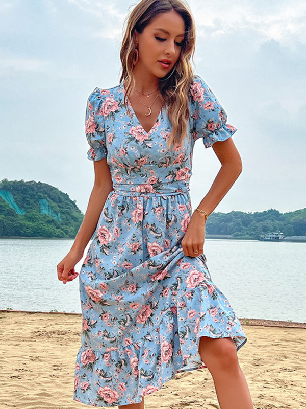Slim summer European and American seaside holiday women&