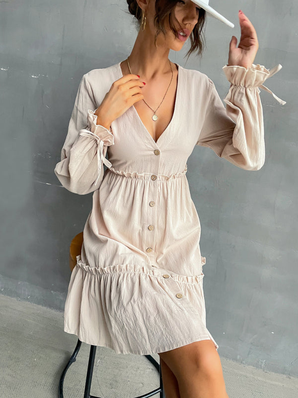 Robe délicate boutonnée à manches longues pour femmes avec volants et attaches aux poignets