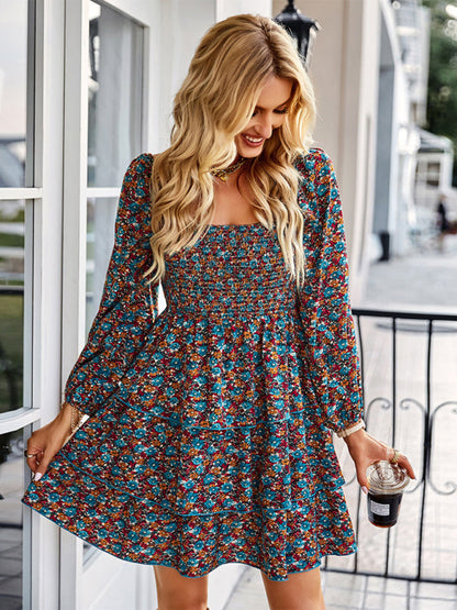 Robe gâteau imprimée à manches longues et col carré pour femme 