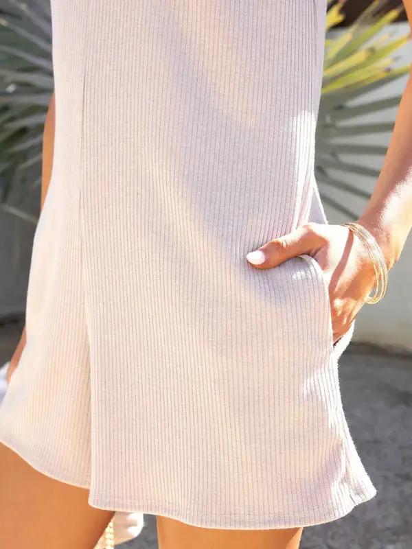 Beige jumpsuit with adjustable pockets