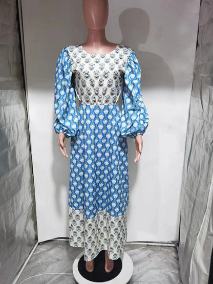 Rückenfreies Kleid mit floralem Kontrast und Laternenärmeln 