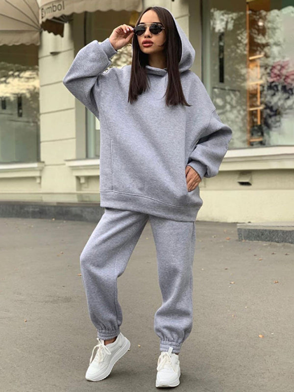 Lässiges zweiteiliges Damen-Set mit Kapuzensweatshirt 