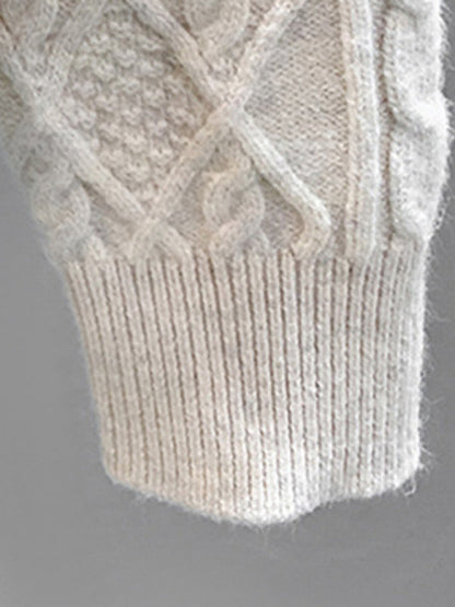 Pull tricoté ample à capuche torsadé pour femme 
