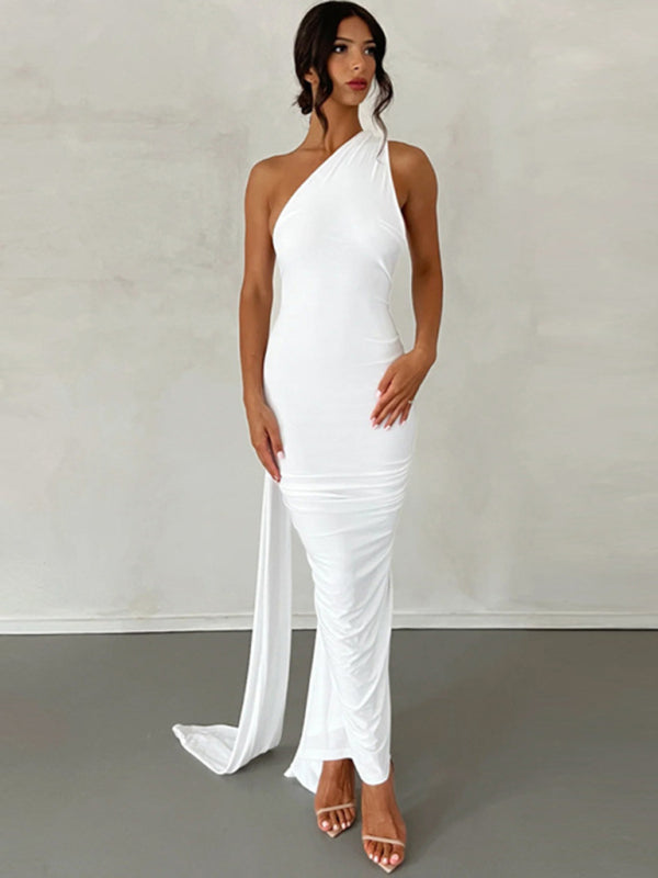 Feminines, rückenfreies, plissiertes, ärmelloses Kleid mit schmaler Passform 