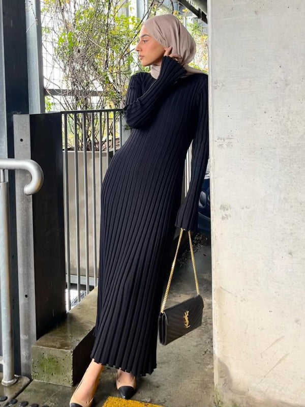 Strickkleid, lässige Taille, Rundhalsausschnitt, großer Grubenstreifen 