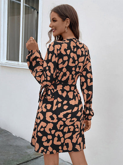 Robe une pièce à manches longues et col en v pour femmes, nouvelle collection 