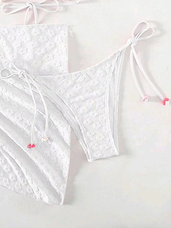 Bikini trois pièces féminin et mignon à motif dentelle fleurie 