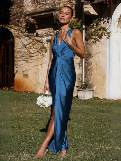 Robe femme sans manches plissée nouée col V 