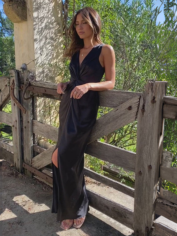 Robe femme sans manches plissée nouée col V 