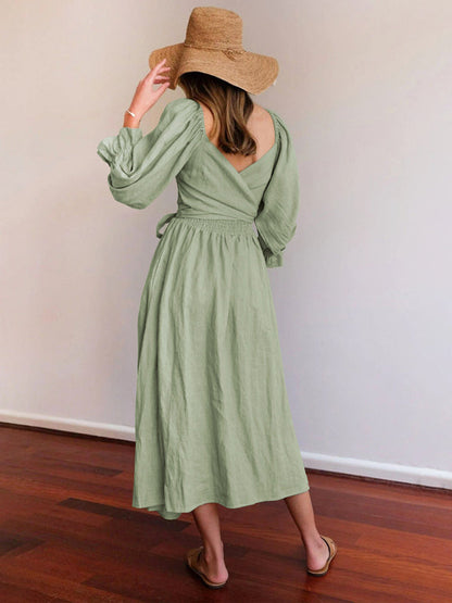 Kleid im neuen Stil mit gerüschten Laternenärmeln und Seilgürtel 