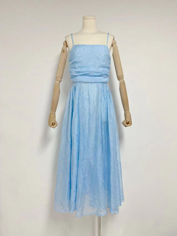 Neues langes Kleid mit trägerloser Taille und Sling-Ausschnitt 