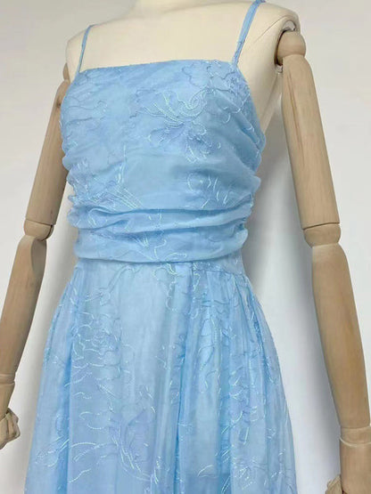 Neues langes Kleid mit trägerloser Taille und Sling-Ausschnitt 