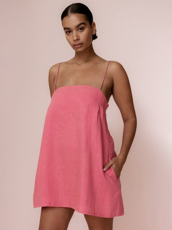 Casual pink suspender dress with pockets