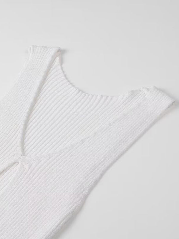 Back view of white V-neck sleeveless dress