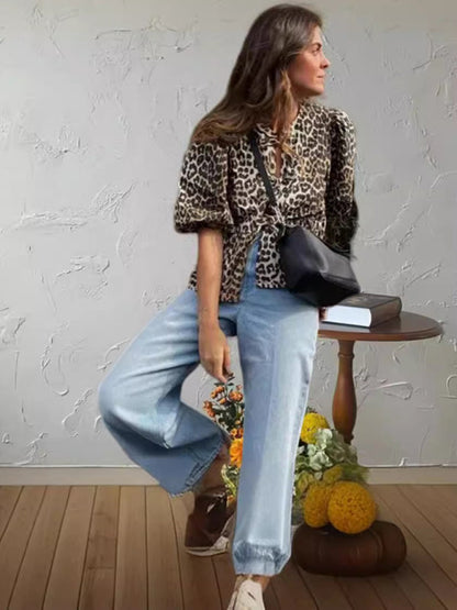 Casual leopard print top with puff sleeves and lace-up