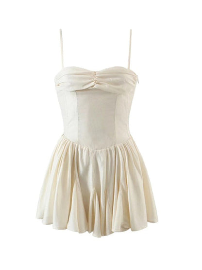 Elegant strapless pleated dress with thin straps