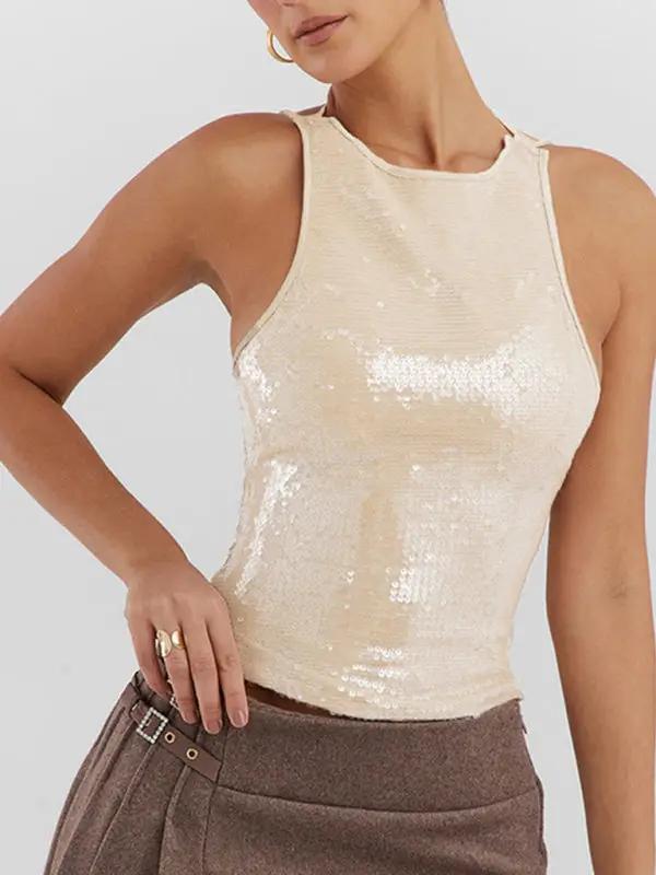Sequined halterneck pullover top with slim fit design