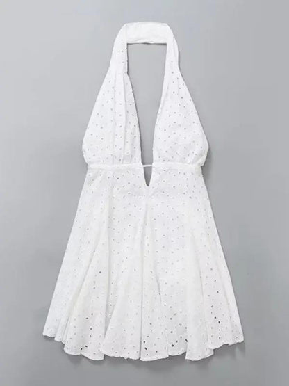 White halterneck V-neck embroidered backless short dress