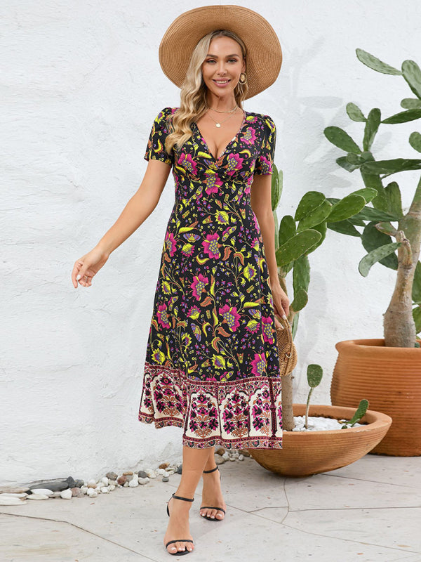 Sexy kurzärmliges V-Ausschnitt-Kleid, Bohemian-Strandrock im Retro-Blumenstil 