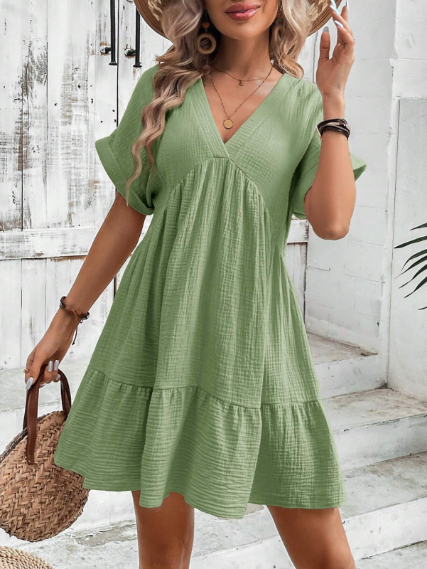 New solid color V-neck loose pleated dress