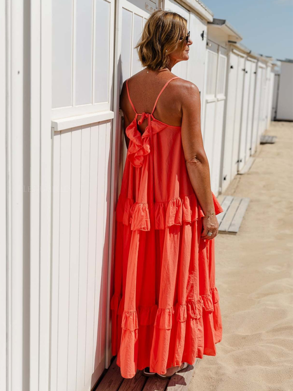 Neues langes Rüschenkleid im Urlaubsstil mit langem Schwung und elegantes Strandkleid 