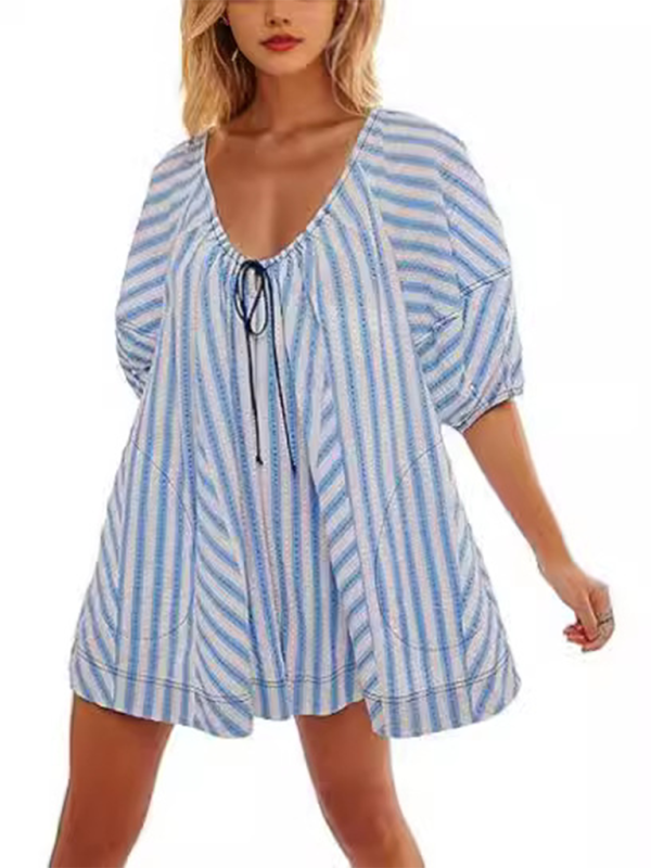 Short-sleeved striped jumpsuit, slim and casual, loose deep V wide-leg short jumpsuit