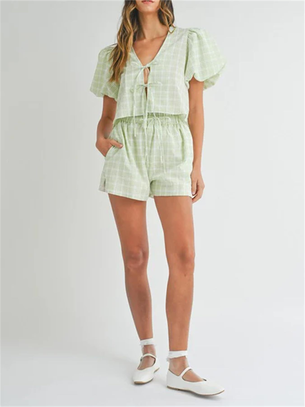 V-neck tie bow puff sleeve top casual shorts plaid two-piece suit