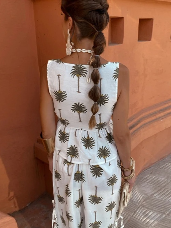 Neues Damen-Set mit V-Ausschnitt und ärmellosem Oberteil und Hose im Urlaubs-Look mit Kokosnussbaum-Print 