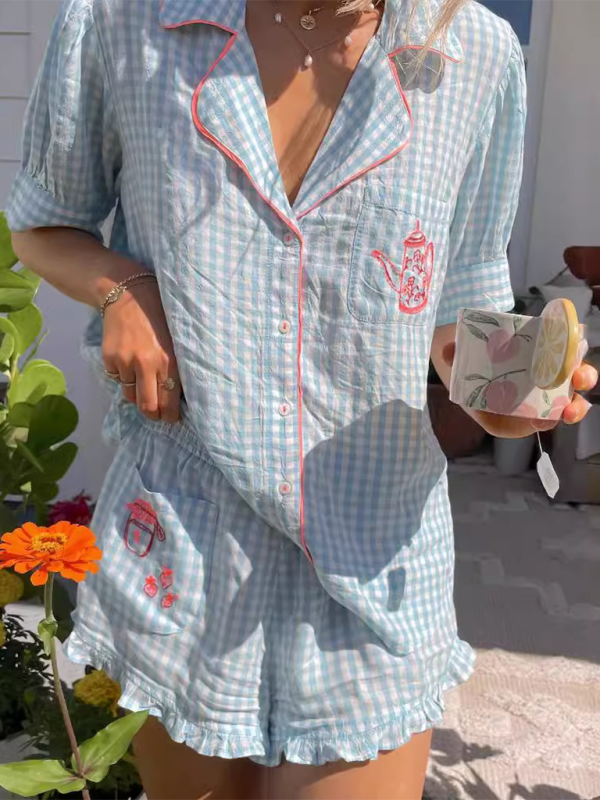 Schlichtes Homewear-Pyjama-Set mit karierter Teekannenstickerei