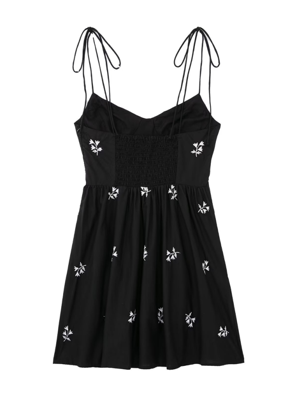 Flower suspender embroidered waist dress