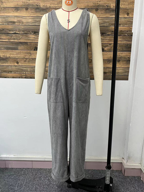 New solid color V-neck sleeveless casual loose straight wide-leg jumpsuit