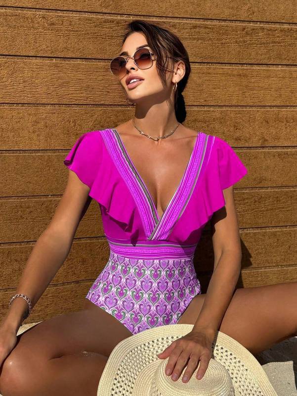 Pink V-neck ruffled backless swimsuit