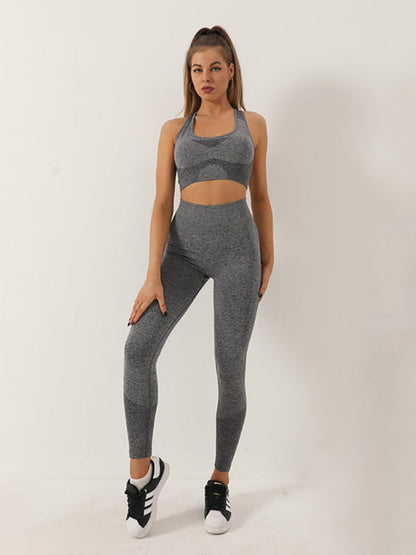 Gray seamless dotted sports suit with racerback bra