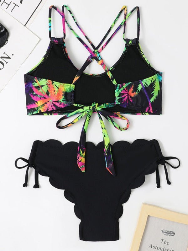 Neuer mehrfarbiger Kokosnussbaum-Druck mit lasergeschnittenen Blütenblättern, geteilter Bikini-Badeanzug für Damen 